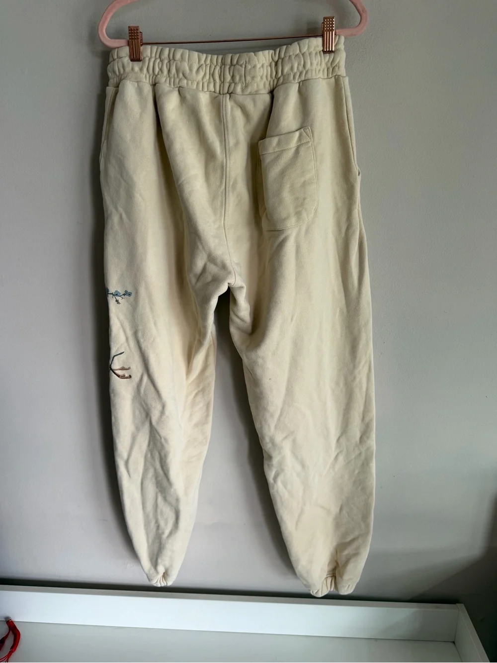 YoungLA Dreamer Cream Embroidered Crane Jogger Sweatpants Large